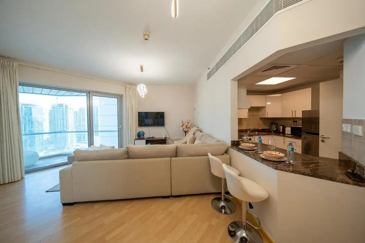 Homes & Beyond L 2Br In The Heart Of Dubai Marina 0*,