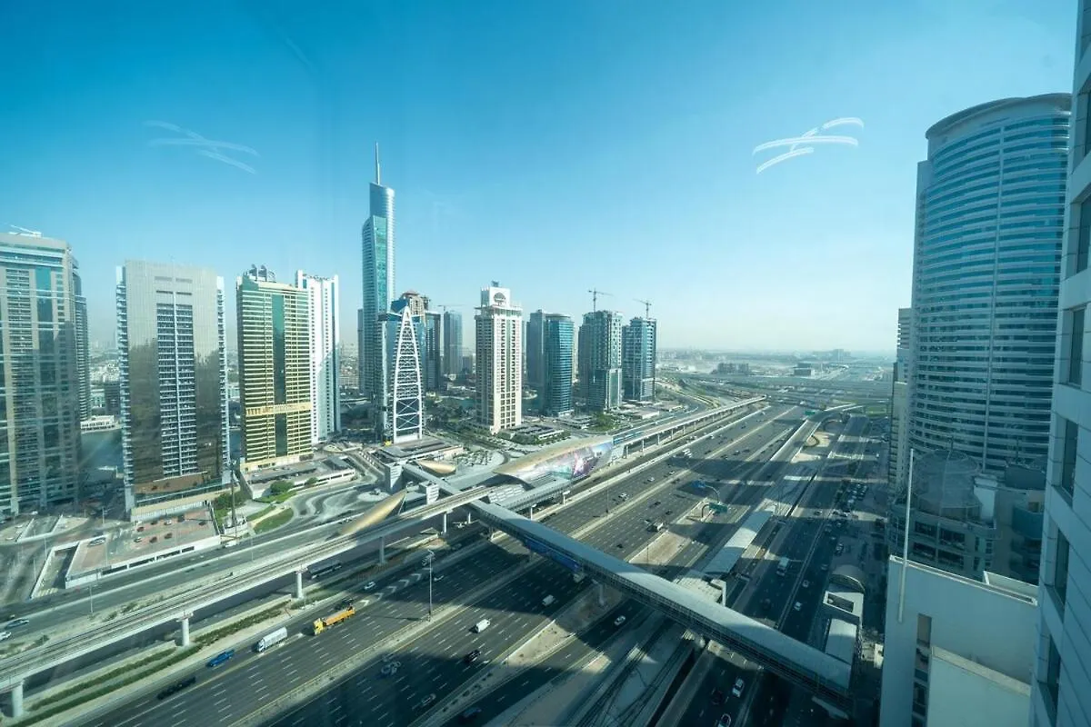 Homes & Beyond L 2Br In The Heart Of Dubai Marina Apartment