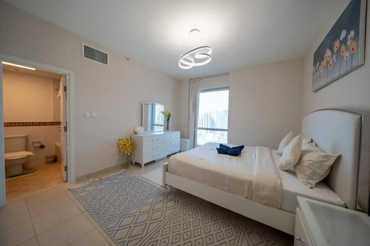 Homes & Beyond L 2Br In The Heart Of Dubai Marina